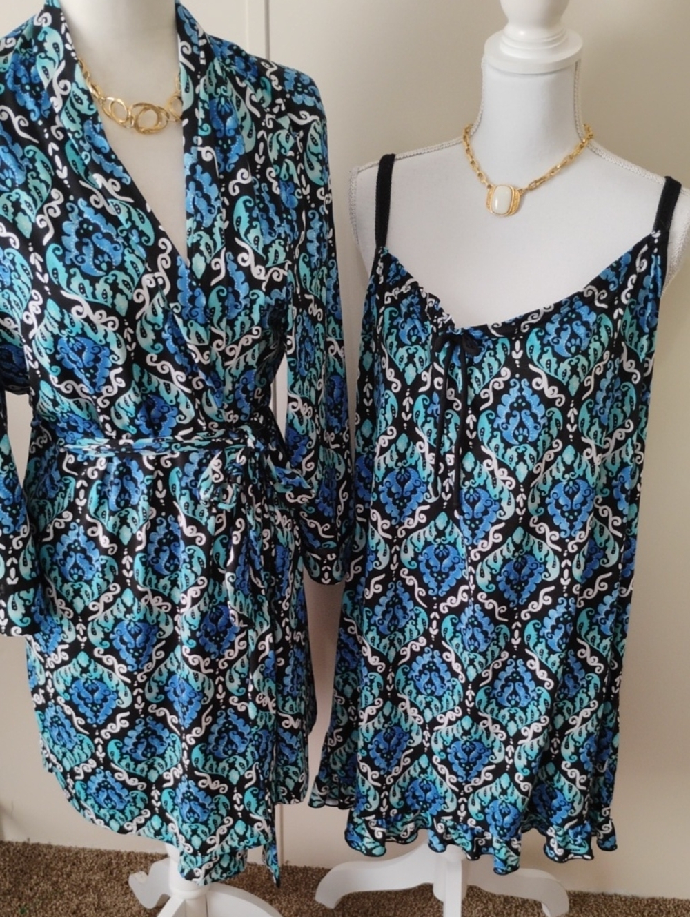 Linea Donatella Nightgown And Robe